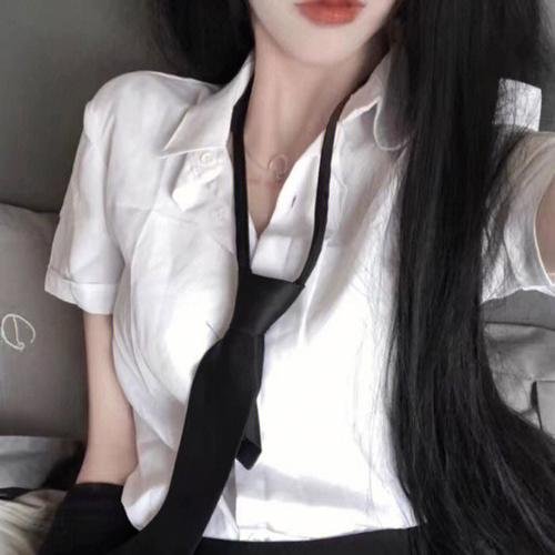 噢,亲爱的莫妮卡